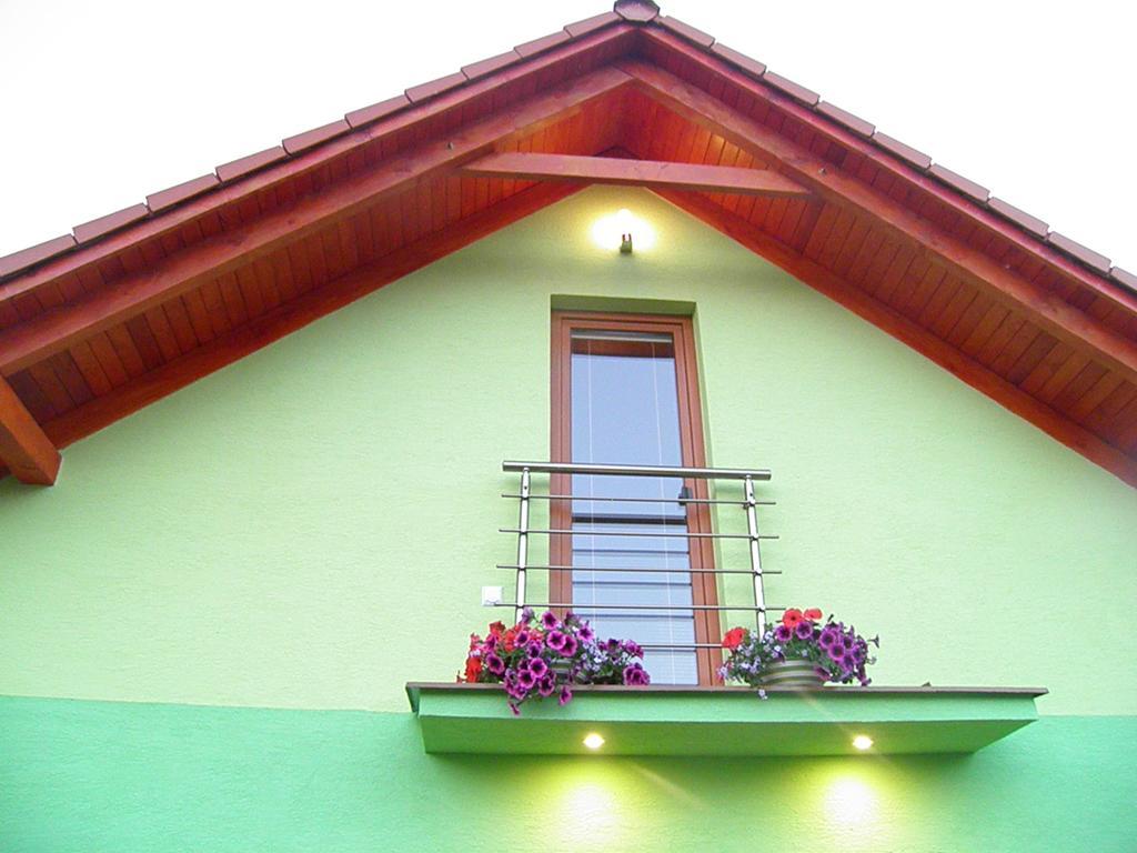 Green Cottage Bešeňová Eksteriør billede